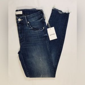 MOTHER Looker Ankle Fray Chew Breaking the Law Denim Jeans size‎ 26